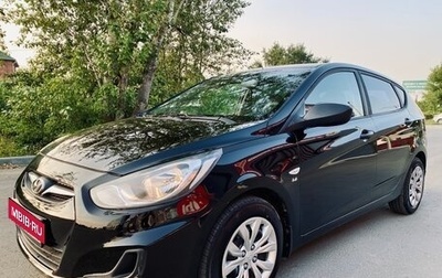 Hyundai Solaris II рестайлинг, 2011 год, 740 000 рублей, 1 фотография