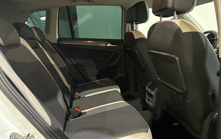 Volkswagen Tiguan II, 2020 год, 2 450 000 рублей, 13 фотография