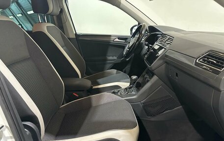 Volkswagen Tiguan II, 2020 год, 2 450 000 рублей, 12 фотография