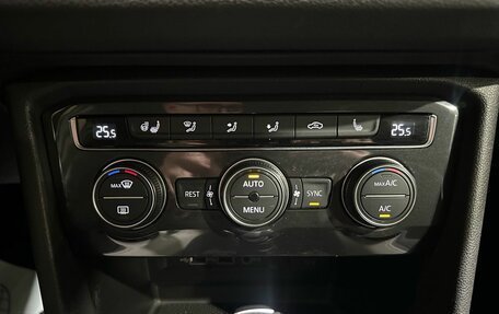 Volkswagen Tiguan II, 2020 год, 2 450 000 рублей, 34 фотография