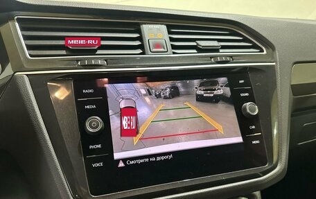 Volkswagen Tiguan II, 2020 год, 2 450 000 рублей, 30 фотография
