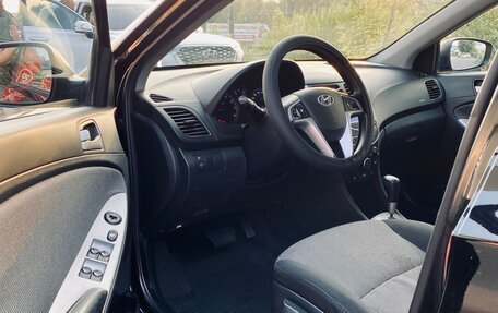 Hyundai Solaris II рестайлинг, 2011 год, 740 000 рублей, 9 фотография