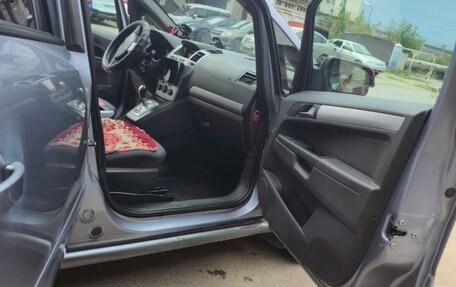 Opel Zafira B, 2010 год, 480 000 рублей, 13 фотография
