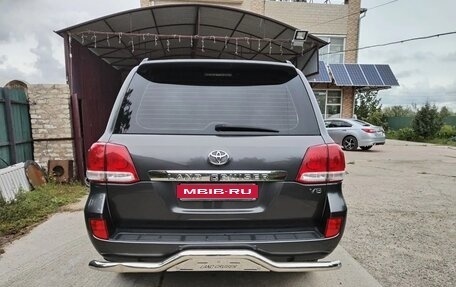 Toyota Land Cruiser 200, 2011 год, 4 200 000 рублей, 1 фотография
