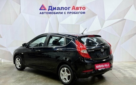 Hyundai Solaris II рестайлинг, 2016 год, 820 000 рублей, 5 фотография