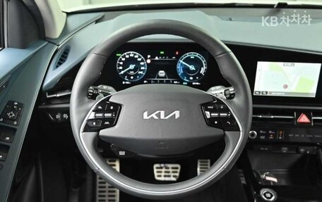 KIA Niro, 2022 год, 2 580 000 рублей, 11 фотография