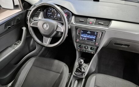 Skoda Rapid I, 2014 год, 679 000 рублей, 13 фотография