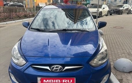 Hyundai Solaris II рестайлинг, 2013 год, 665 000 рублей, 1 фотография