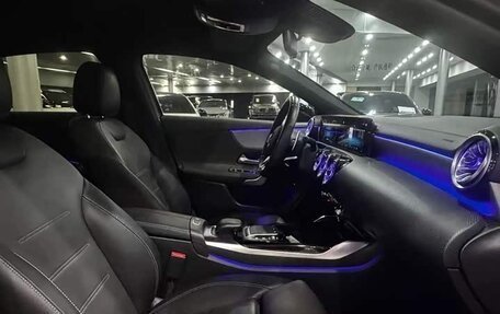 Mercedes-Benz A-Класс AMG, 2022 год, 5 700 000 рублей, 9 фотография
