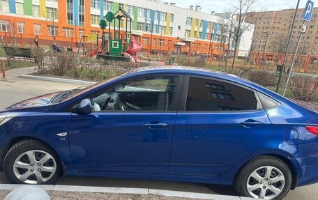 Hyundai Solaris II рестайлинг, 2013 год, 665 000 рублей, 4 фотография