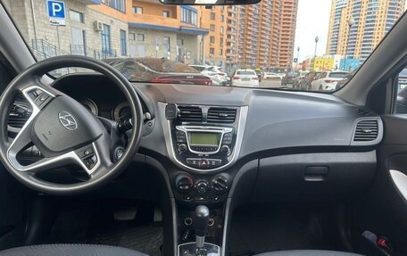 Hyundai Solaris II рестайлинг, 2013 год, 665 000 рублей, 3 фотография