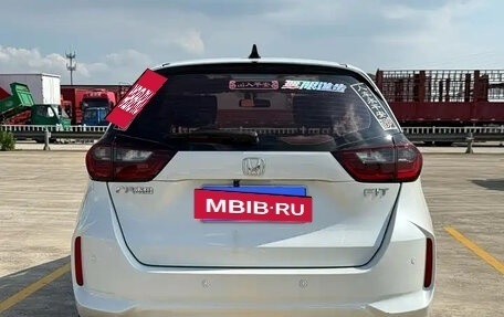Honda Fit, 2023 год, 1 060 000 рублей, 4 фотография