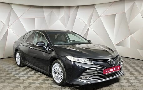 Toyota Camry, 2018 год, 2 099 000 рублей, 3 фотография