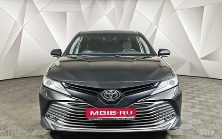 Toyota Camry, 2018 год, 2 099 000 рублей, 7 фотография