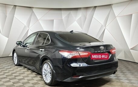 Toyota Camry, 2018 год, 2 099 000 рублей, 4 фотография