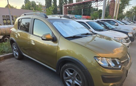 Renault Sandero II рестайлинг, 2017 год, 830 000 рублей, 2 фотография