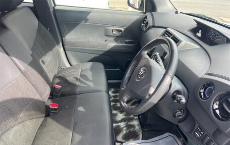 Toyota bB II рестайлинг, 2014 год, 703 000 рублей, 11 фотография