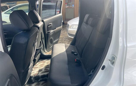 Toyota bB II рестайлинг, 2014 год, 703 000 рублей, 29 фотография