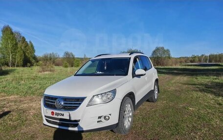 Volkswagen Tiguan I, 2010 год, 800 000 рублей, 4 фотография