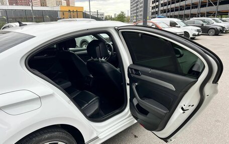 Volkswagen Passat B8 рестайлинг, 2018 год, 2 150 000 рублей, 12 фотография