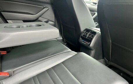 Volkswagen Passat B8 рестайлинг, 2018 год, 2 150 000 рублей, 17 фотография