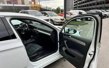 Volkswagen Passat B8 рестайлинг, 2018 год, 2 150 000 рублей, 21 фотография