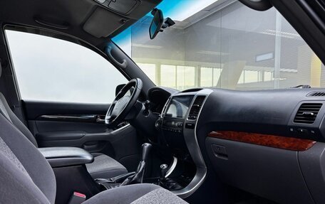 Toyota Land Cruiser Prado 120 рестайлинг, 2006 год, 2 049 000 рублей, 13 фотография