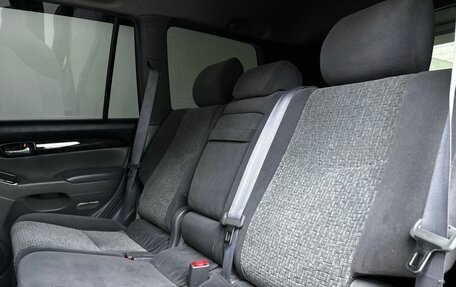 Toyota Land Cruiser Prado 120 рестайлинг, 2006 год, 2 049 000 рублей, 15 фотография