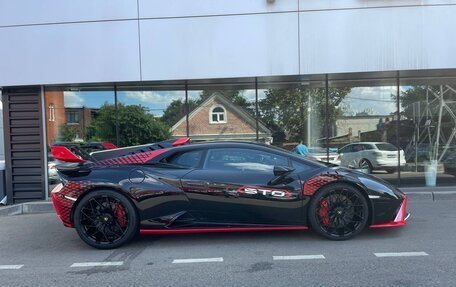 Lamborghini Huracán, 2023 год, 43 000 000 рублей, 2 фотография
