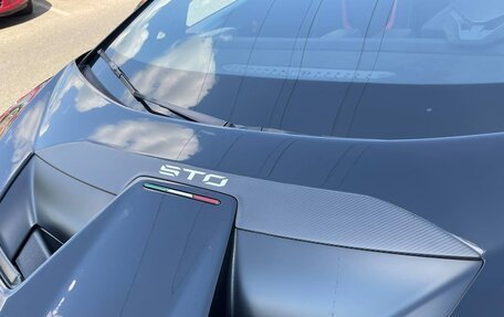 Lamborghini Huracán, 2023 год, 43 000 000 рублей, 10 фотография