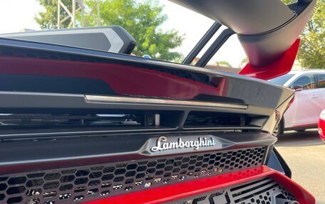 Lamborghini Huracán, 2023 год, 43 000 000 рублей, 15 фотография
