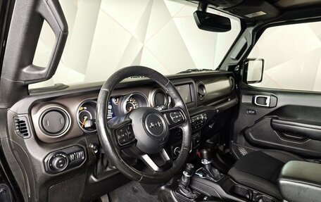 Jeep Wrangler, 2018 год, 3 099 000 рублей, 16 фотография