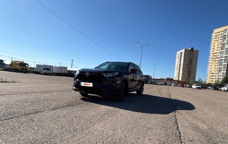 Toyota RAV4, 2021 год, 3 300 000 рублей, 5 фотография