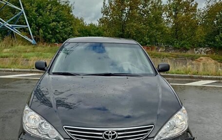 Toyota Camry V40, 2004 год, 950 000 рублей, 4 фотография