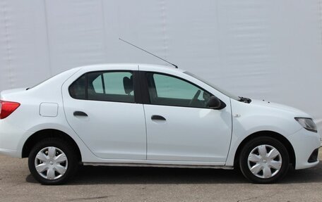 Renault Logan II, 2017 год, 580 000 рублей, 4 фотография