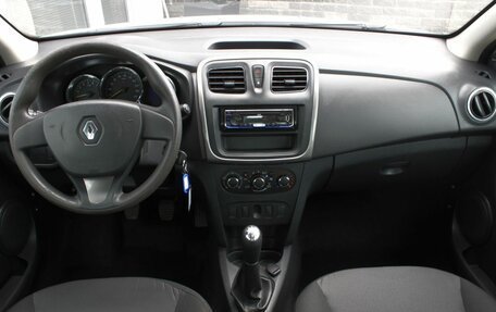 Renault Logan II, 2017 год, 580 000 рублей, 15 фотография