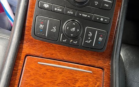 Hyundai Equus II, 2012 год, 950 000 рублей, 10 фотография