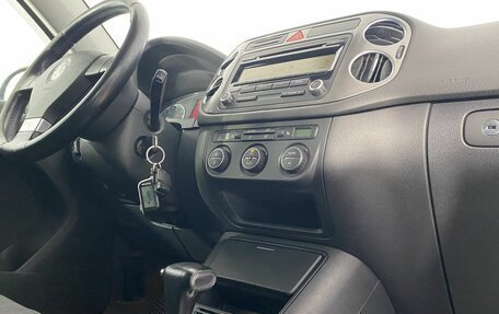 Volkswagen Tiguan I, 2008 год, 800 000 рублей, 24 фотография