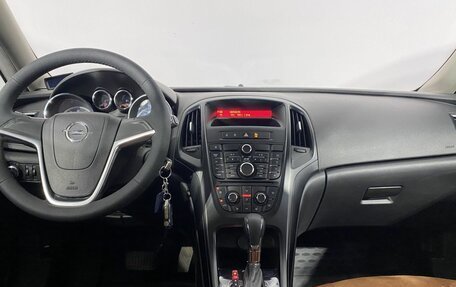 Opel Astra J, 2011 год, 515 000 рублей, 18 фотография