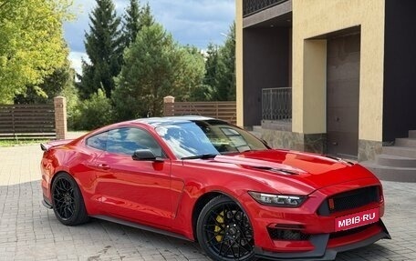 Ford Mustang VI рестайлинг, 2018 год, 2 990 000 рублей, 2 фотография