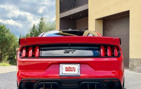 Ford Mustang VI рестайлинг, 2018 год, 2 990 000 рублей, 5 фотография
