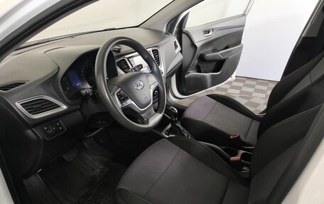 Hyundai Solaris II рестайлинг, 2021 год, 1 400 000 рублей, 8 фотография