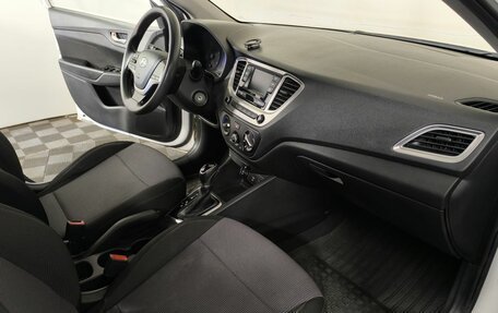 Hyundai Solaris II рестайлинг, 2021 год, 1 400 000 рублей, 10 фотография