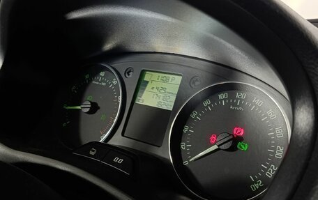 Skoda Fabia II, 2013 год, 740 000 рублей, 12 фотография