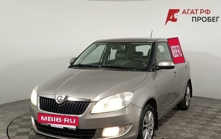 Skoda Fabia II, 2013 год, 740 000 рублей, 3 фотография