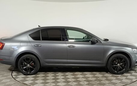 Skoda Octavia, 2017 год, 1 810 000 рублей, 8 фотография