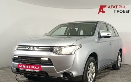 Mitsubishi Outlander III рестайлинг 3, 2012 год, 1 100 000 рублей, 3 фотография
