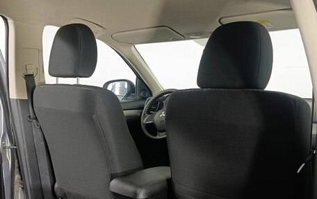 Mitsubishi Outlander III рестайлинг 3, 2012 год, 1 100 000 рублей, 10 фотография