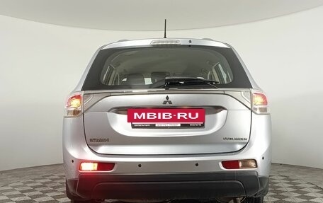 Mitsubishi Outlander III рестайлинг 3, 2012 год, 1 100 000 рублей, 6 фотография