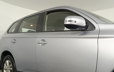 Mitsubishi Outlander III рестайлинг 3, 2012 год, 1 100 000 рублей, 21 фотография